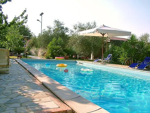Frühstückspension Tenuta Martino 3*